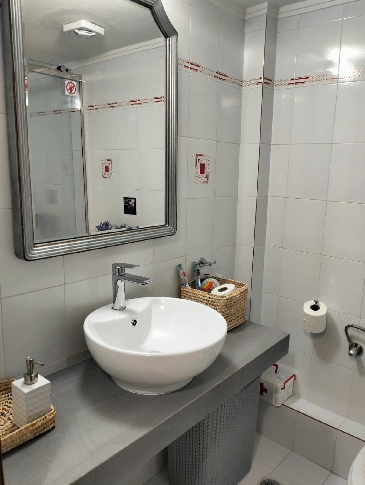 Helens Apartment โตโล ภายนอก รูปภาพ